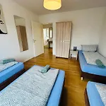 公寓式酒店 Urban Flats 3*