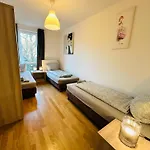 Urban Flats 3*