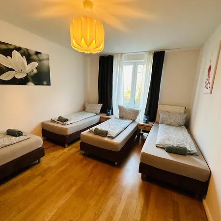 Urban Flats Apartmanhotel 3*