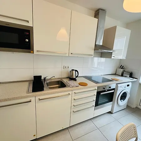 Urban Flats Apartmanhotel 3*