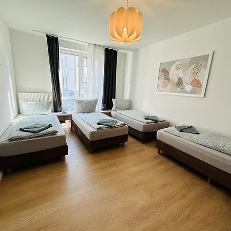 Hotel apartamentowy Urban Flats 3*