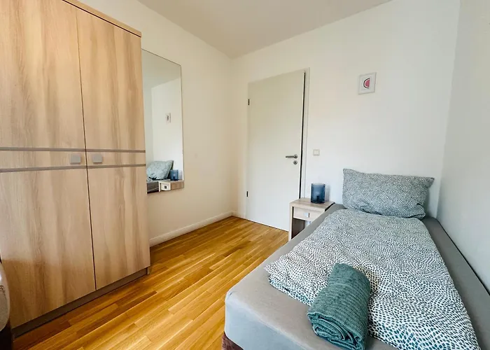 Urban Flats Apartahotel 3*